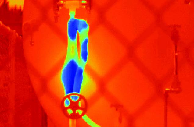 Thermal image using Fluke's LaserSharp™ Auto Focus