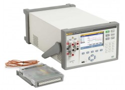 Fluke 1586A/DS-HC Super-DAQ Precision Temperature Scanner with high-capacity module and DAQ-STAQ multiplexer-