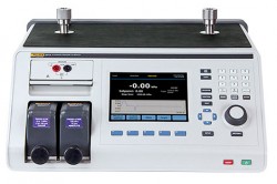 Fluke 2271A-N-G2M/A100K Pneumatic Pressure Calibrator Kit, 2MPa gauge &amp; 100kPa absolute-