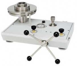 Fluke P3031-MPA Gas Deadweight Tester, Liquid Lubricated, 7mPa-