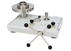 Fluke P3032-KGCM2 Gas Deadweight Tester, 140kgf/cm2-